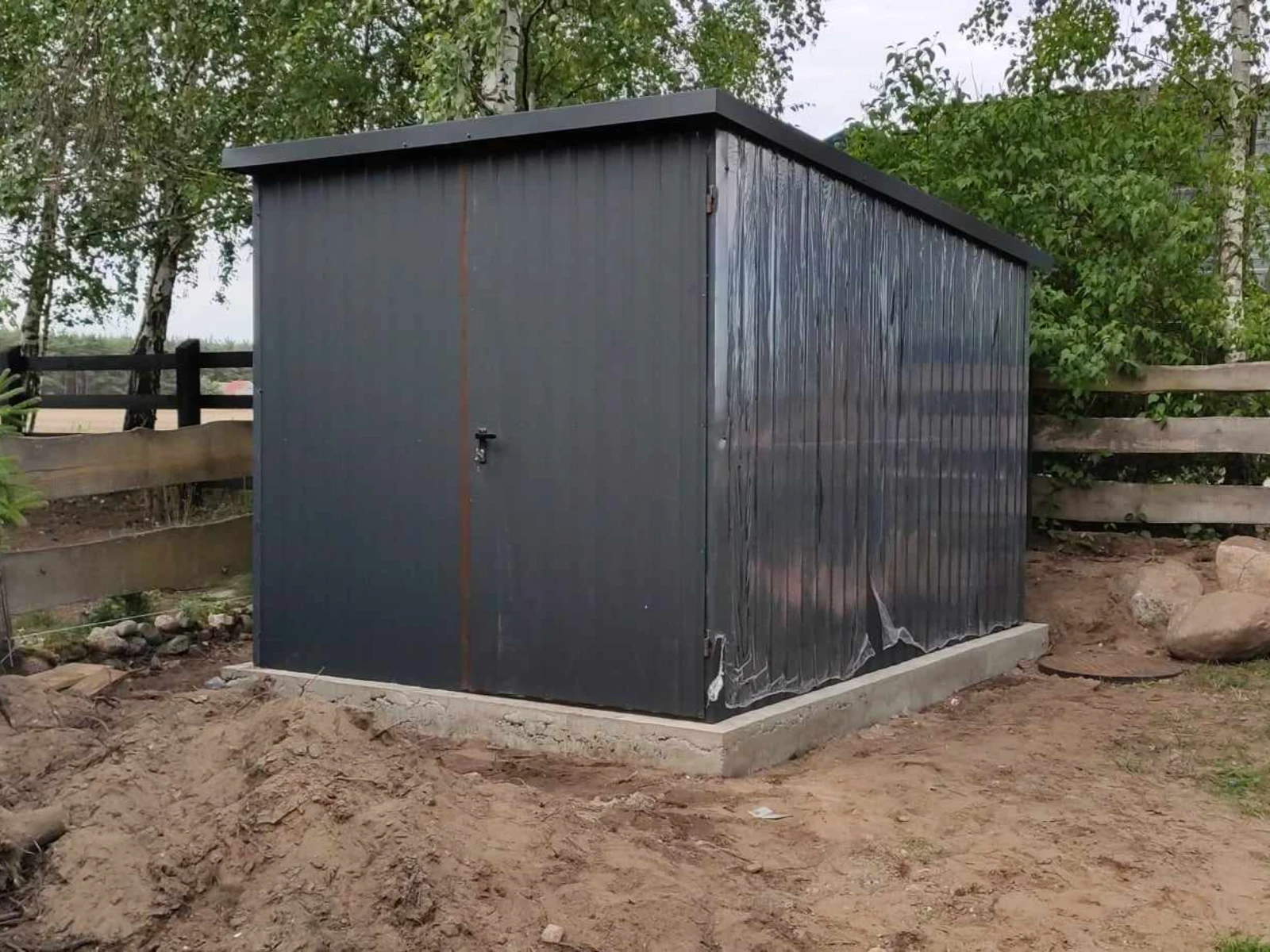 domki narzędziowe metalowe